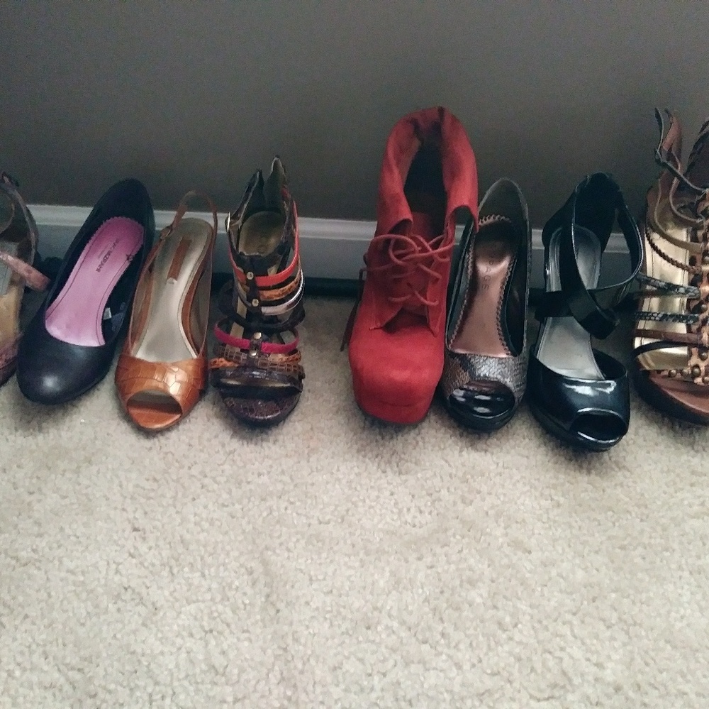 Women's shoes